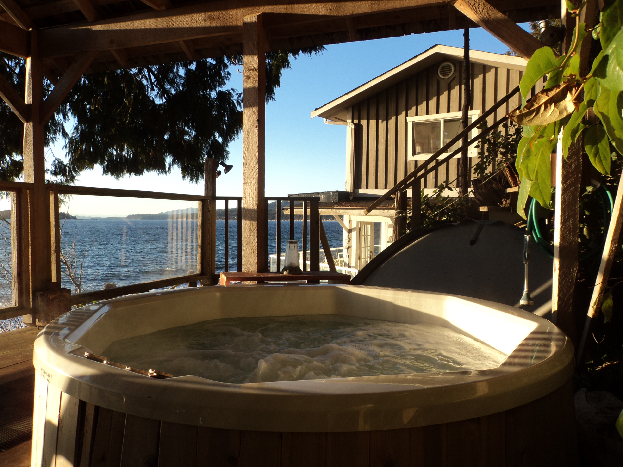 Hot tub